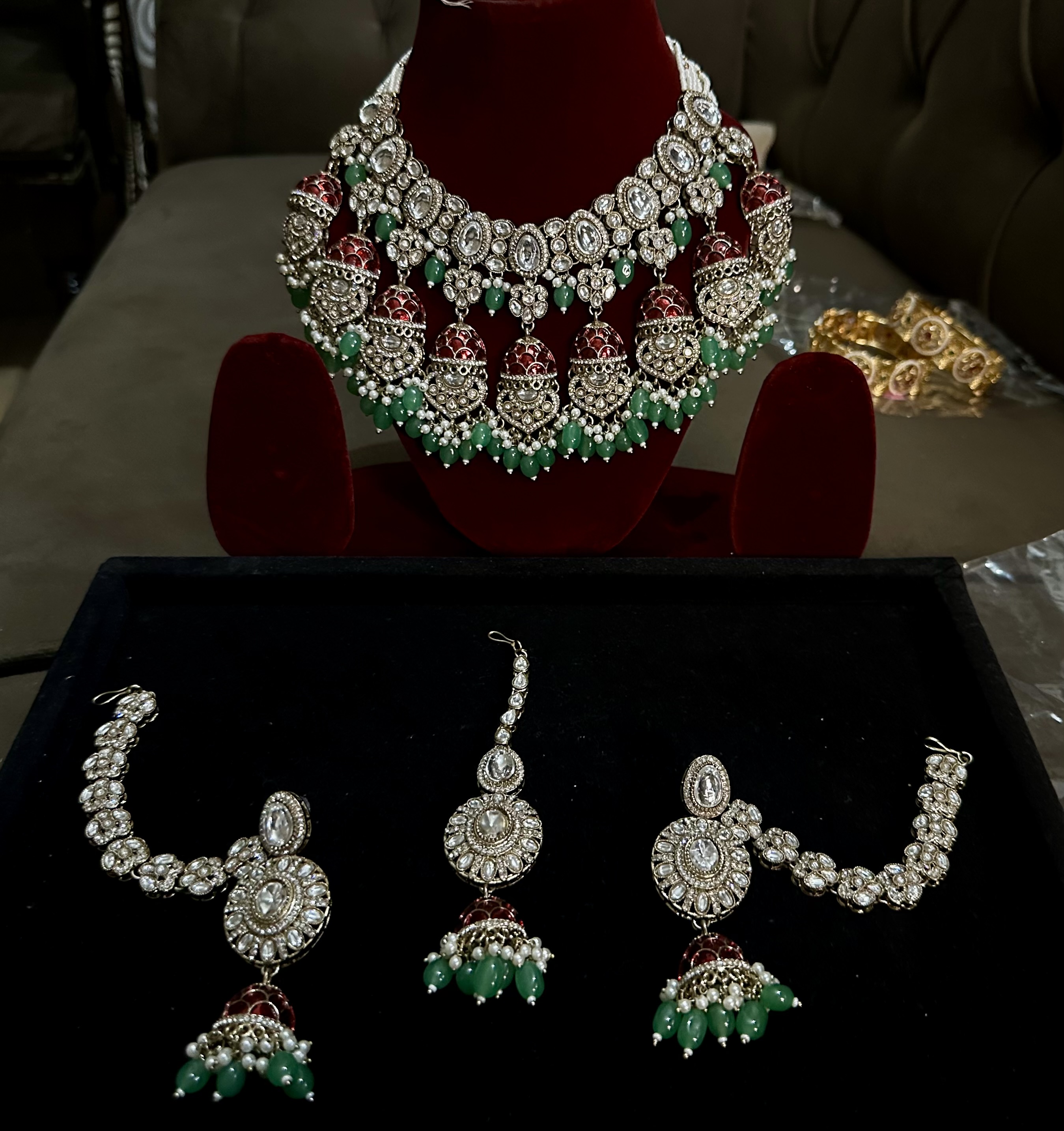 Meherbaan Royal Kundan Set — image 1